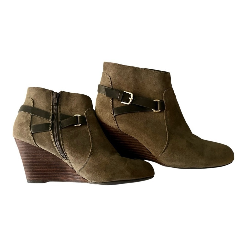 Women’s Report ‘Galiana’ Suede Wedge Ankle Boots